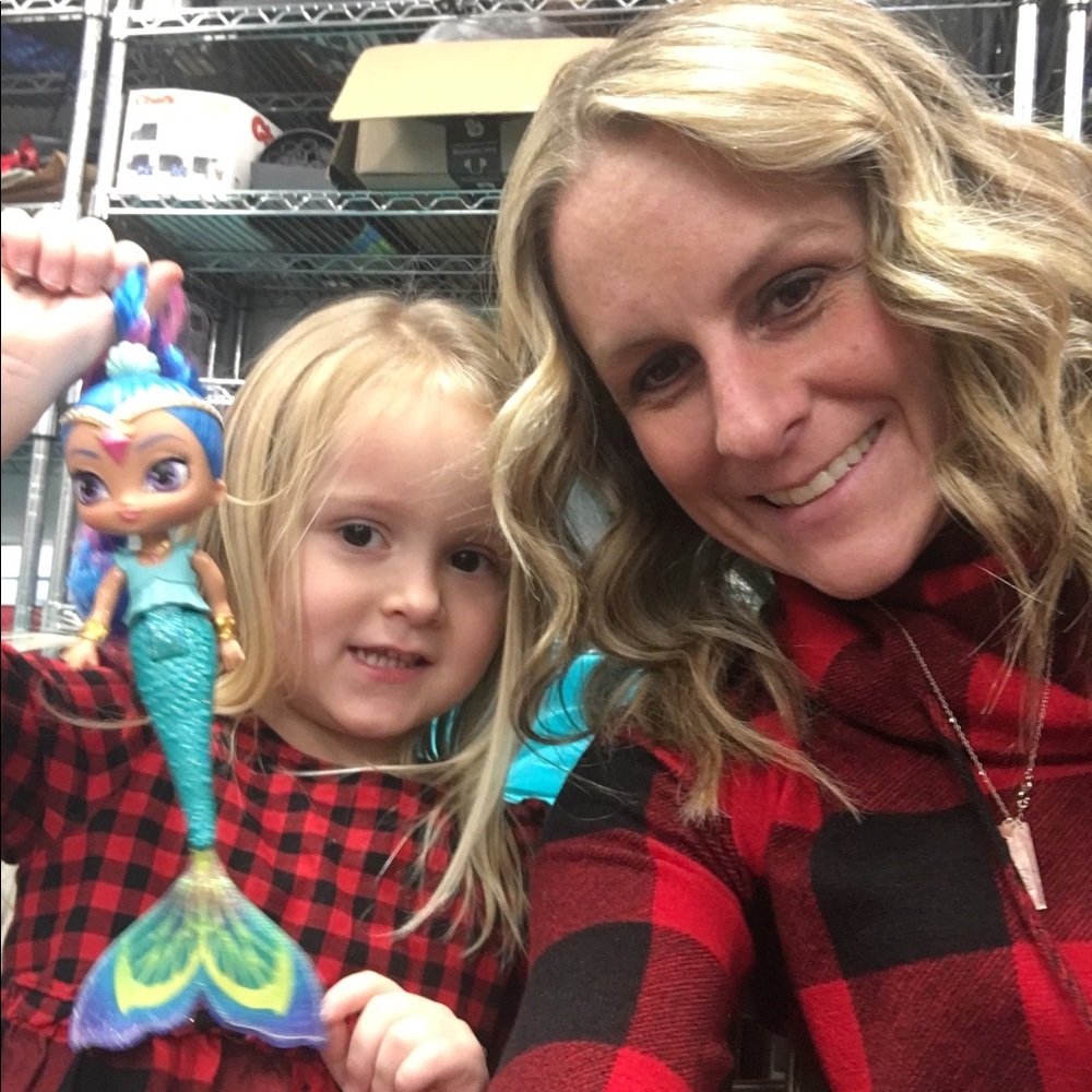 Meet your Posher, Val